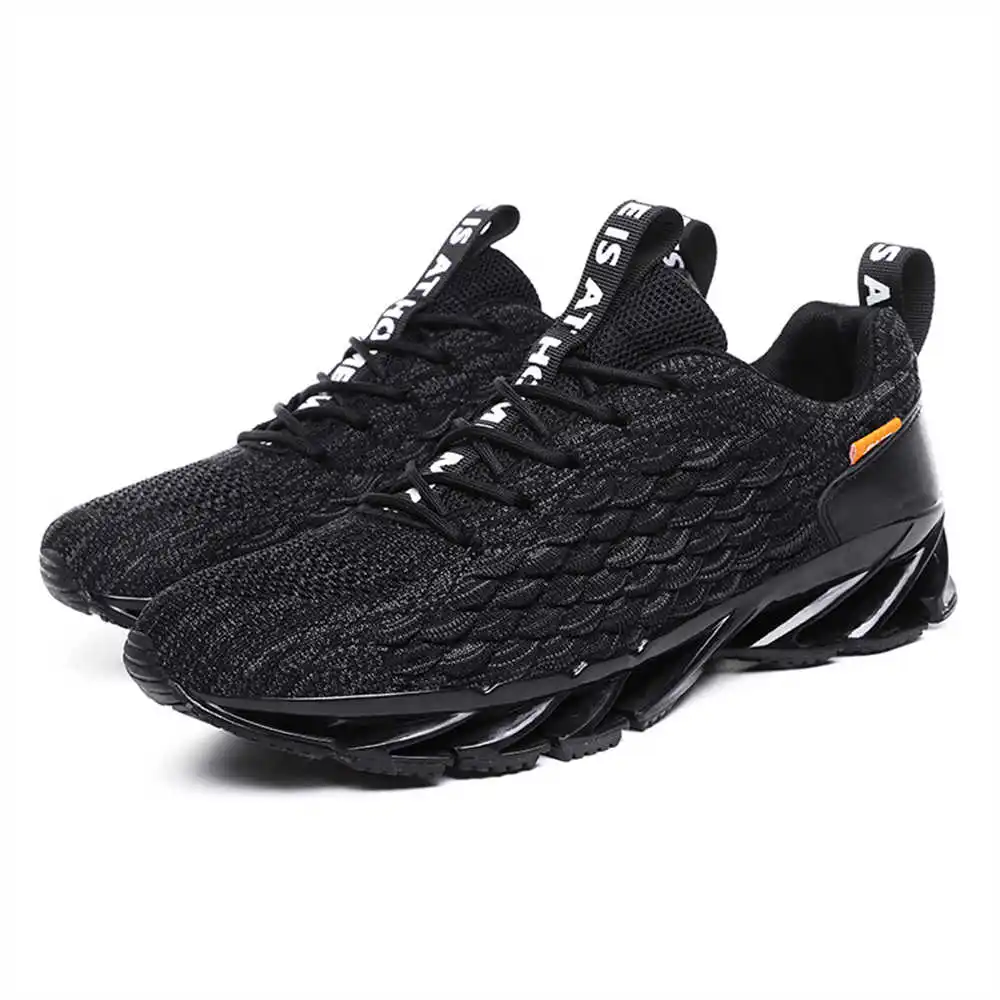 size 44 size 39 walking shoes  - Outdoor Lighting Year Round avis et prix